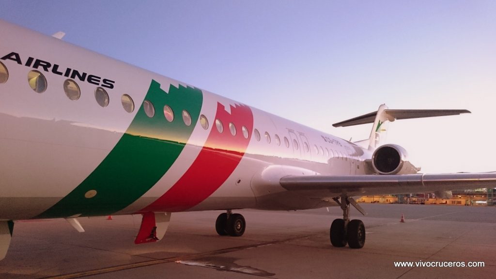 Avión Portugalia Fokker F100