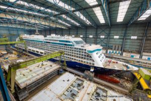 Spirit of Discovery (Saga Cruises) en construcción en Meyer Werft