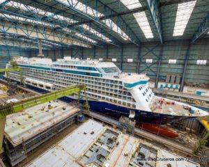 Spirit of Discovery (Saga Cruises) en construcción en Meyer Werft