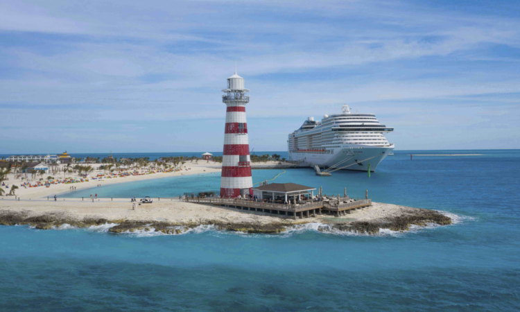 MSC Divina en Ocean Cay